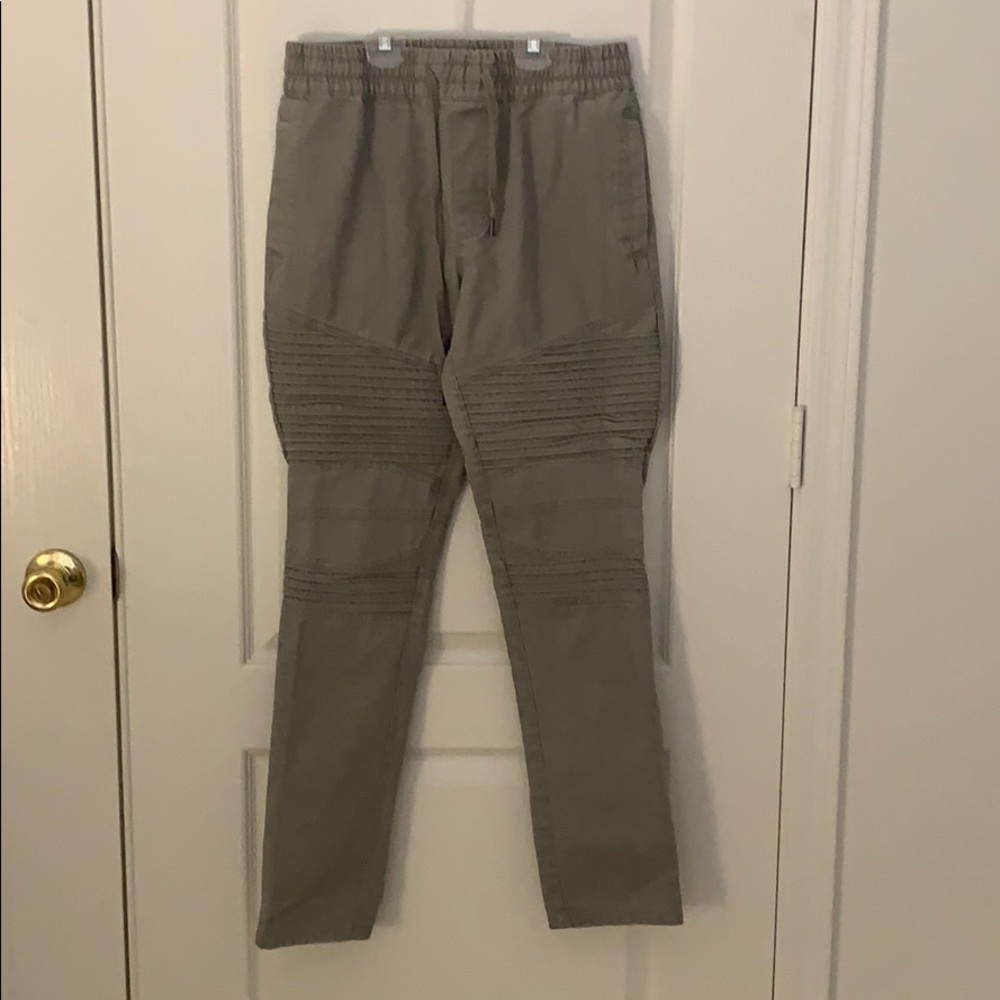 Men’s Forever 21 Khaki Drawstring biker pants
